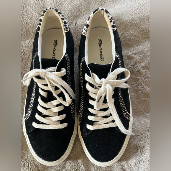 Madewell never been worn size 8.5 sneaker - Picture 3 of 3